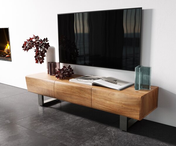 DELIFE TV stolík New Live-Edge 145 cm akácia prírodná 3 dvierka tenká podstava nerezová oceľ kefovaná