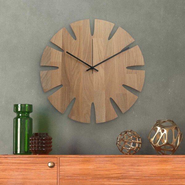 Luxusné vyrezávané drevené hodiny na stenu - UBKOP: Farba čierna RAL 9005 30 cm 4636-107946 MAS014-3041-BLACK-30