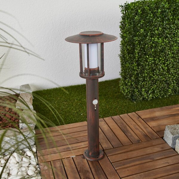 Lindby LED podstavné svetlo Pavlos, 55 cm, hrdzavá farba, senzor, Hnedá / hrdzavá, Nehrdzavejúca oceľ, Vidiecky / Rustikálny, Vonkajčie stĺpové osvetlenie