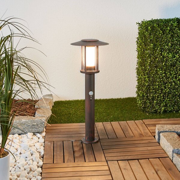 Lindby LED podstavné svetlo Pavlos, 55 cm, hrdzavá farba, senzor, Hnedá / hrdzavá, Nehrdzavejúca oceľ, Vidiecky / Rustikálny, Vonkajčie stĺpové osvetlenie