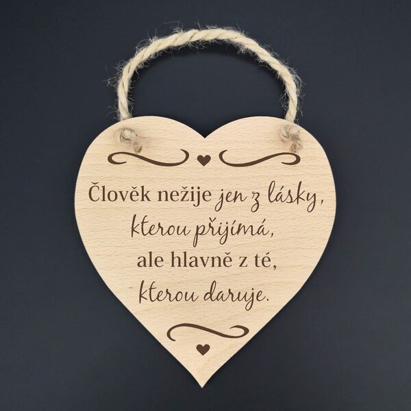 AMADEA Drevené srdce s textom Človek nežije len z lásky.. , masívne drevo, 16 x 15 cm