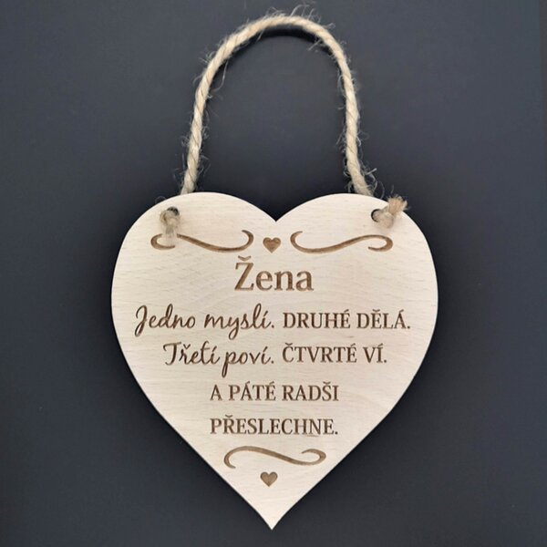 AMADEA Drevené srdce s textom Žena jedno myslí, druhé..., masívne drevo 16 x 15 cm