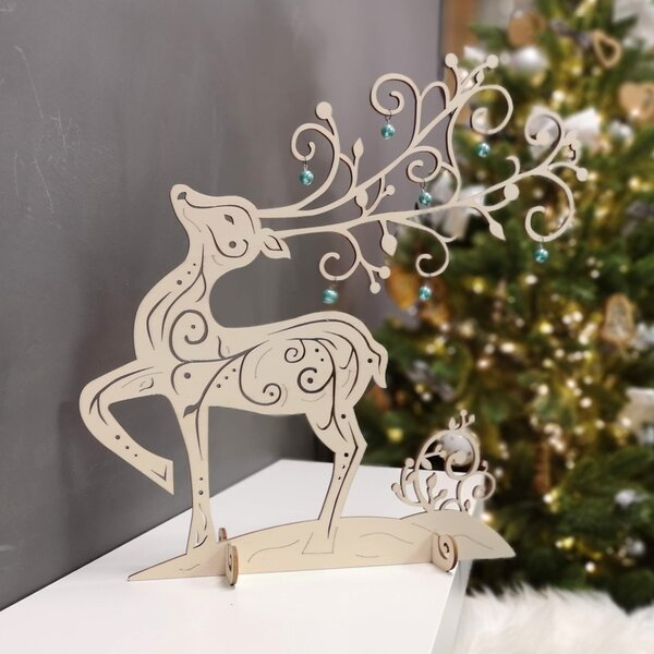 AMADEA Drevený 3D jeleň s guličkami 38 cm
