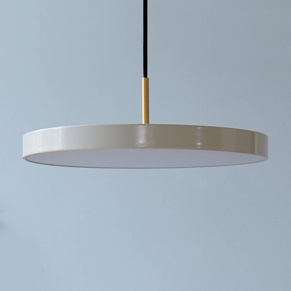 LED závesné svietidlo UMAGE Asteria Mini, perleťovo biela/mosadz, Ø 31 cm, Biela / opálová, Obývacia izba / jedáleň, Hliník, Dizajn, Závesné svietidlo
