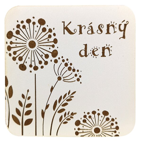 AMADEA Drevený podtáček hranatý text "krásny deň", priemer 9 cm, český výrobok