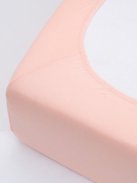 Jersey prostěradlo do postýlky s elastanem 60 × 120 cm – lososové