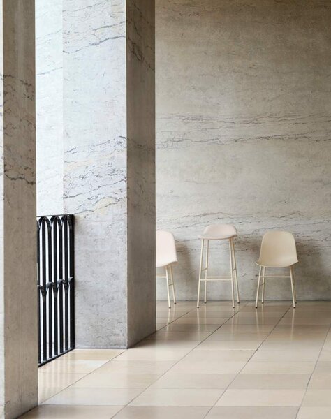Normann Copenhagen Barová stolička Form 65 cm Steel, warm grey