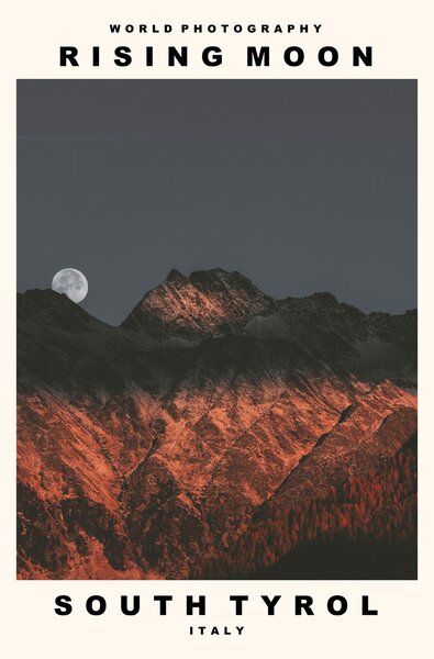 Umelecká fotografie Rising Moon (South Tyrol, Italy), (30 x 40 cm)