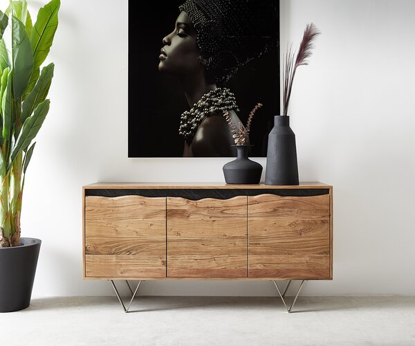 DELIFE Komoda Stonegrace 147x45 cm akácia prírodná 3 dvierka masívna hrana