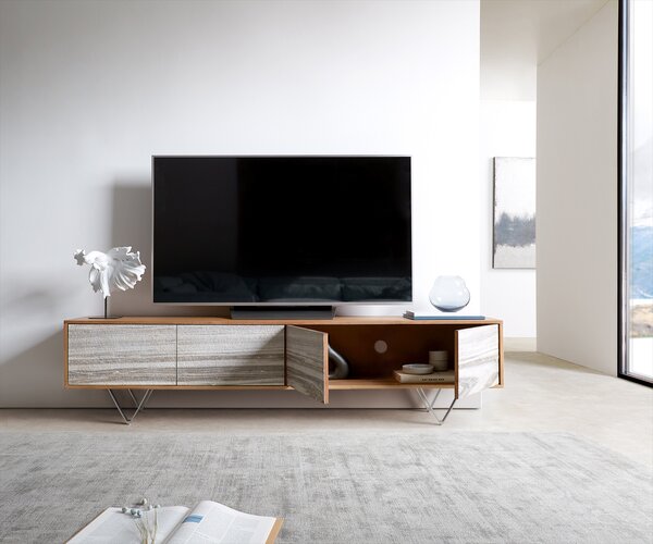 DELIFE TV stolík Kleo 200 cm akácia prírodná 4 dvierka podstava v tvare V nerezová oceľ