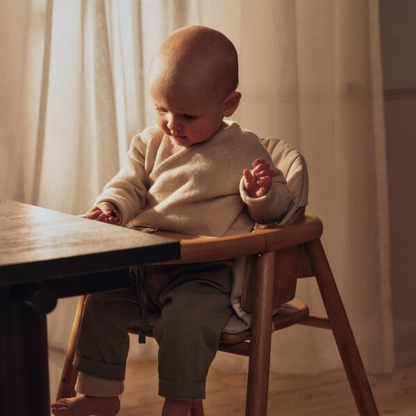 Detská jedálenská stolička Muru, Natural Oak – Ferm Living