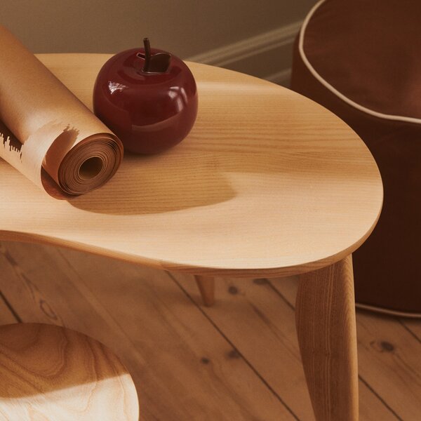 Stolička Feve, Natural Ash – Ferm Living