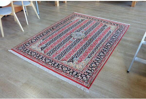 Klasický červeno čierny koberec Kašmír Rajon 1,60 x 2,30 m
