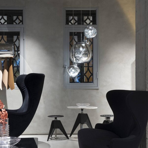 Tom Dixon LED závesné svietidlo Melt Mini, Ø 28 cm, chrómová farba, Chrómová / strieborná, Obývacia izba / jedáleň, Plast, Dizajn, Závesné svietidlo