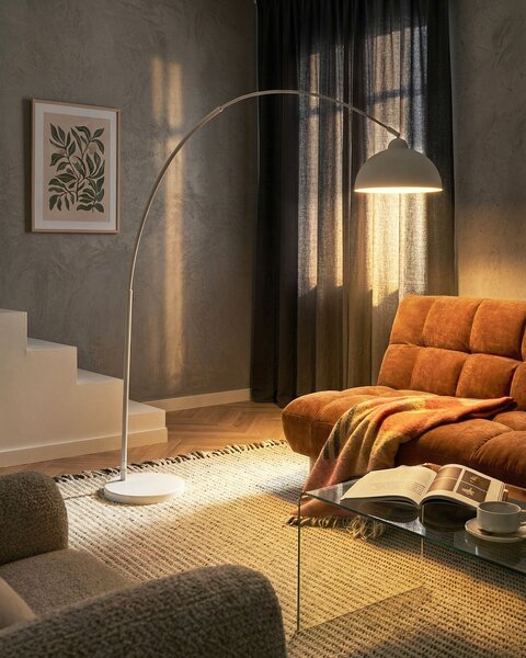 Stojaca lampa biela mramorový podstavec kovová konštrukcia nastaviteľné tienidlo moderný štýl obývacia izba spálňa