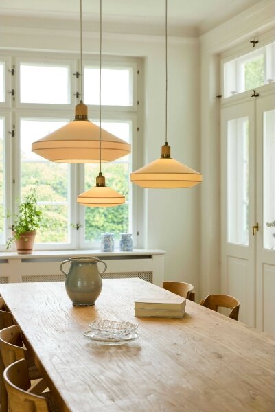 Halo Design 744305 - luster na kábli PARIS 1xE27/40W/230V, priemer 56 cm, krémová/mosadz/dub
