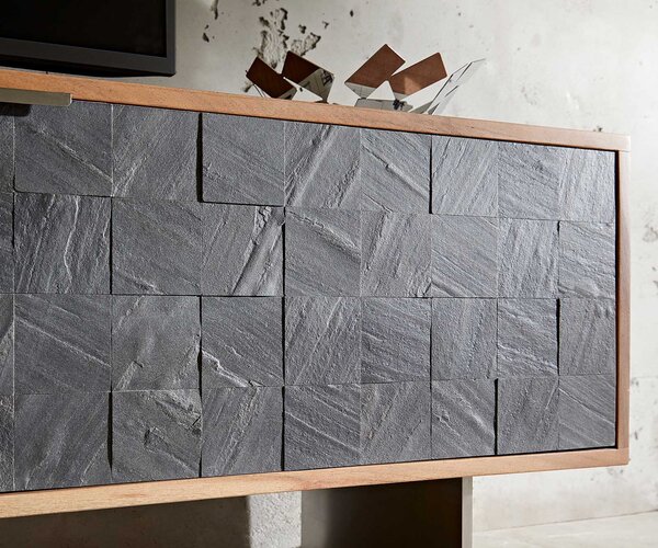 DELIFE TV stolík Teele 200 cm akácia prírodná bridlica 2 dvierka závesná podstava nerezová oceľ
