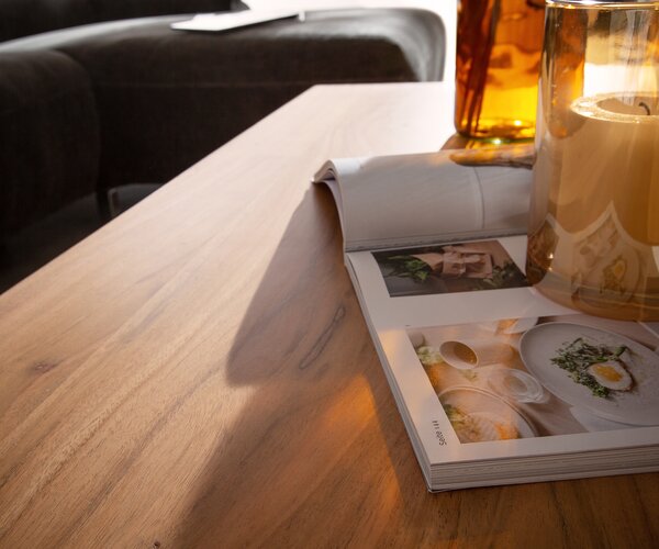DELIFE Konferenčný stolík Stonegrace 80x60 cm akácia prírodná 2 zásuvky kamenná dyha