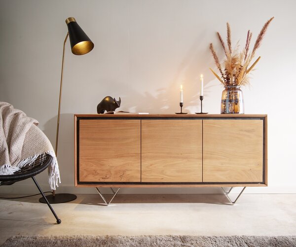 DELIFE Komoda Stonegrace 145 cm akácia prírodná 3 dvierka kamenná dyha podstava v tvare V