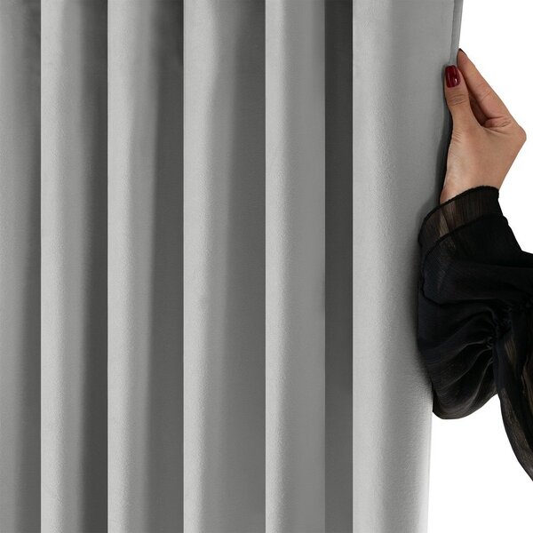 Sivý zamatový dimout záves 200x250 cm Velto – Filumi