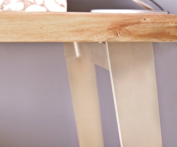 DELIFE Písací stôl Live-Edge 150x60 cm akácia prírodná 3 zásuvky