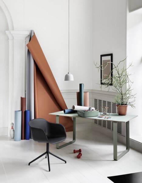 Muuto Závesná lampa Grain, grey GRAPEN2104
