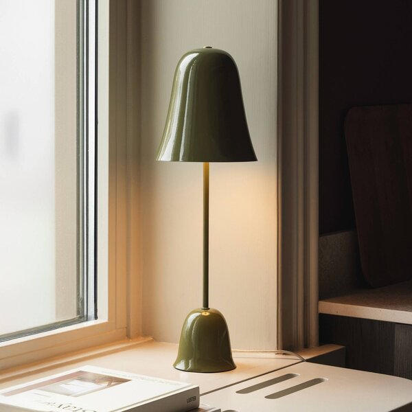 Globen Lighting Stolová lampa Blåklockan, olivovo zelená, výška 56 cm, Zelená, Obývacia izba / jedáleň, kov, Škandinávsky, Stojacie svietidlo