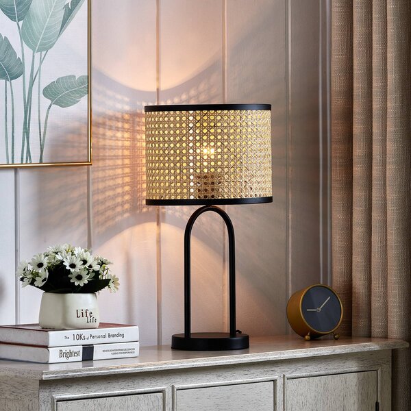 Lindby Stolná lampa Yaelle, výška 50 cm, ratan, čierna, E27, Svetlé drevo, Obývacia izba / jedáleň, Drevo, Škandinávsky, Stojacie svietidlo