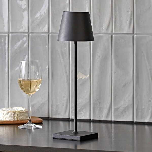 Nuindie LED dobíjacia stolná lampa, USB-C, čierna, IP54, stmievateľná, Čierna, Obývacia izba / jedáleň, Hliník, Moderný, Stojacie svietidlo