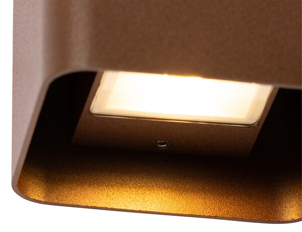Moderná nástenná lampa hrdzavohnedá vrátane LED IP54 štvorcová - Evi