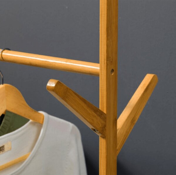 KONDELA Pojazdný vešiak, bambus, šírka 100cm, VIKIR TYP 3