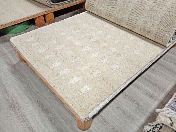 Koberec z vlny a prírodných materiálov Sara Ocean B-1414 béžový 1,40 x 2,00 m