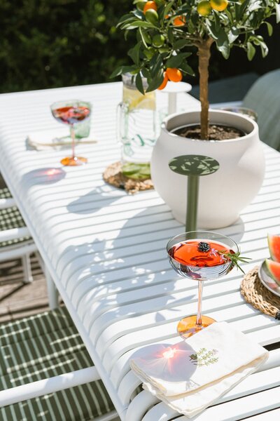 Látkový obrúsok s výšivkou Summer Vibe Thyme