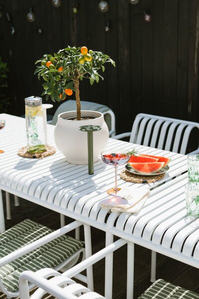 Látkový obrúsok s výšivkou Summer Vibe Thyme