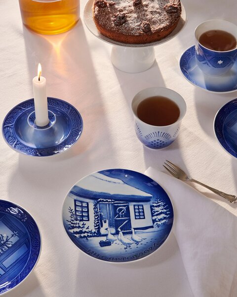 Porcelánový termohrnček Blue Collectibles 2023 260 ml