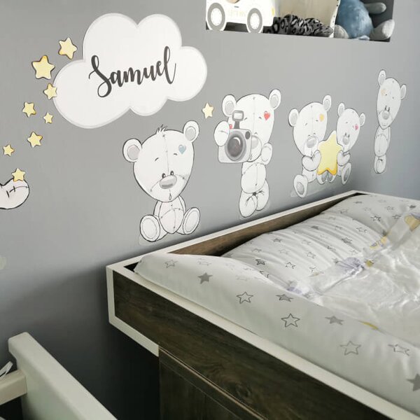 INSPIO-textilná prelepiteľná nálepka - Nálepky na stenu - Medveď nad postieľku s menom