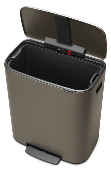 Sivý nášľapný oceľový odpadkový kôš 60 l Bo – Brabantia
