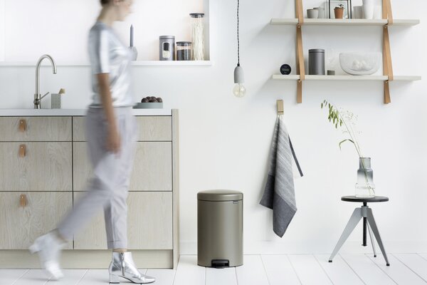 ODPADKOVÝ KÔŠ 20 l Brabantia - Upratovanie
