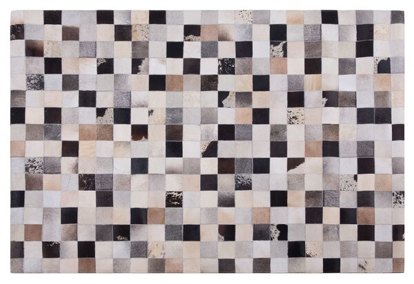 Koberec viacfarebný hovädzia koža 160 x 230 cm geometrický vzor patchwork ručná výroba obdĺžnikový tvar moderný štýl obývačka spálňa