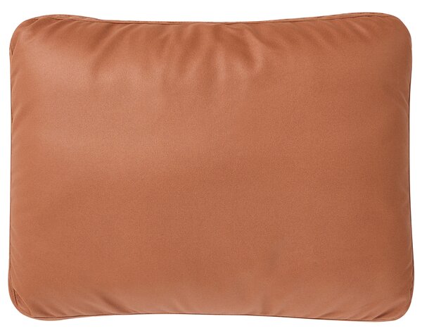 Kreslo zlatohnedé látkové čalúnenie s kovovými nohami minimalistický mid-century modern štýl obývacia izba