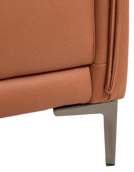Kreslo zlatohnedé látkové čalúnenie s kovovými nohami minimalistický mid-century modern štýl obývacia izba