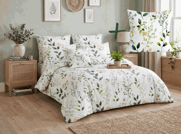 Sada obliečok z mikrovlákna FLORAMA biele + obliečka na vankúš 45 x 45 cm ZDARMA
