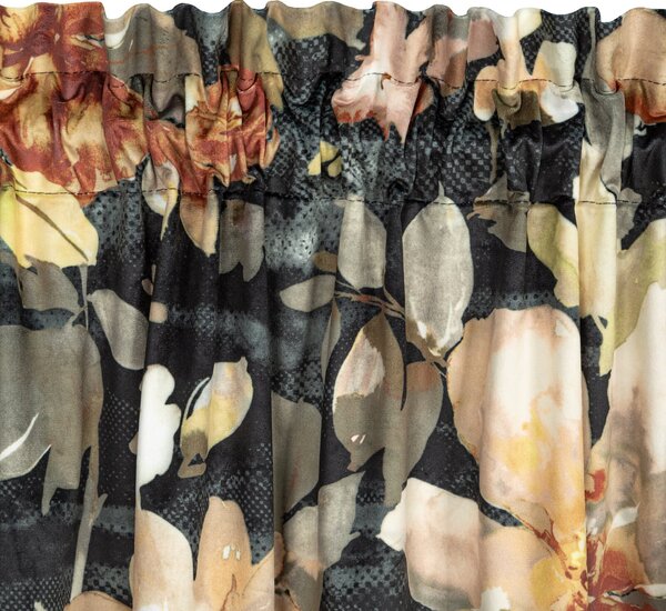 ZATEMŇOVACÍ ZÁVES NA PÁSKE BETTY 140X300 CM KVETY