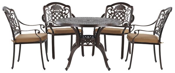 Záhradný set hnedý hliníkový stôl 4 stoličky s retro vankúšmi na balkónovej terase