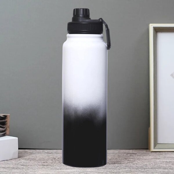 Termoska z nehrdzavejúcej ocele s nepriepustným uzáverom na studené a horúce nápoje - 950 ml - čierno-biely prechod