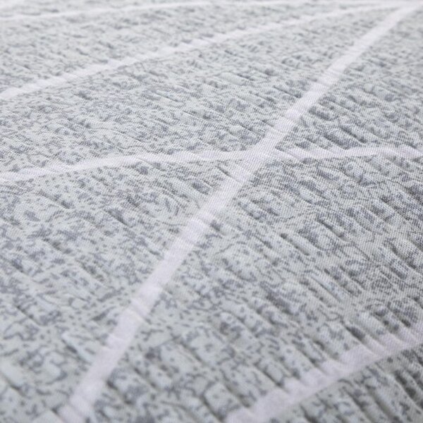Krepové posteľné obliečky GRAY STRIPES
