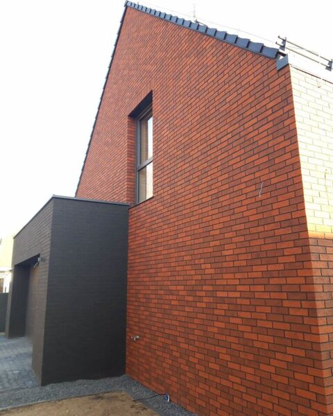 IZOFLEX Rohová tehla 6107 Catania BRICK Rozmery: 240 mm x 65 mm, Povrch: hladký