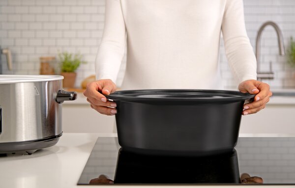 Pomalý hrniec CrockPot na varenie a dusenie 3,5 l (CSC111X)
