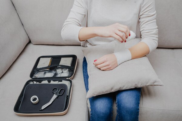 Lékárnička SAFLY HOME First Aid Kit, veľká Barva: Biela