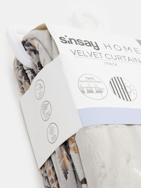 Sinsay - Zamatový záves na riasiacej páske s metalickým vzorom papradia - tmavosivá